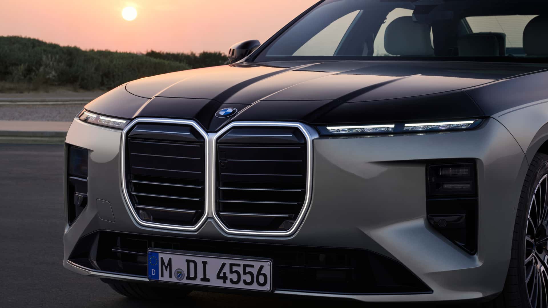 2027 BMW 7 Series Gets Upgrades and Longer Range